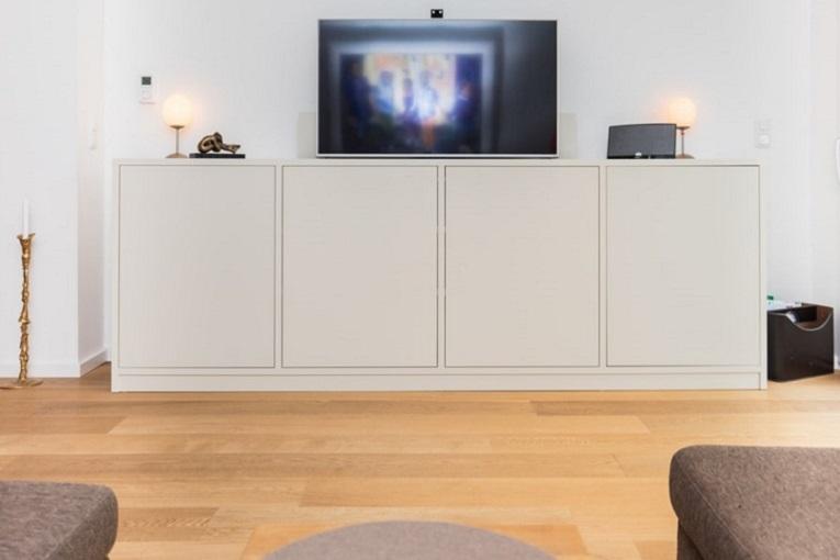 How to Clean and Protect Vinyl Plank Flooring?